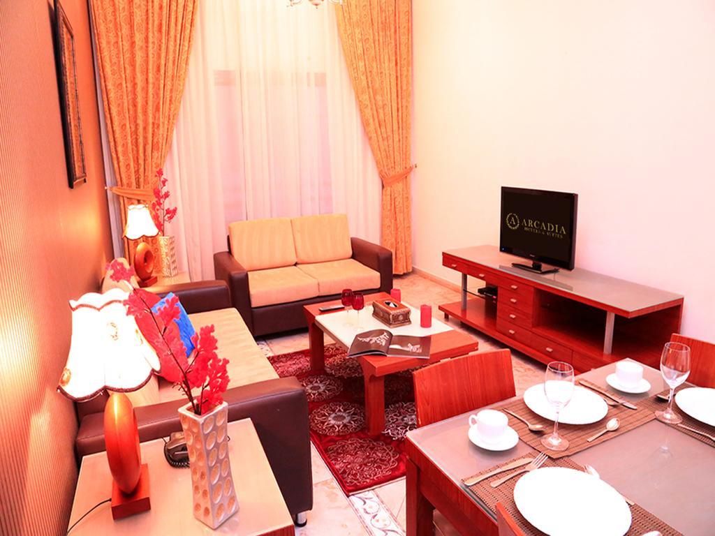 Arcadia Hotel Suites Sharjah Rum bild