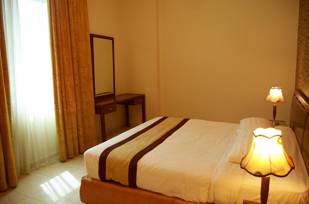 Arcadia Hotel Suites Sharjah Exteriör bild