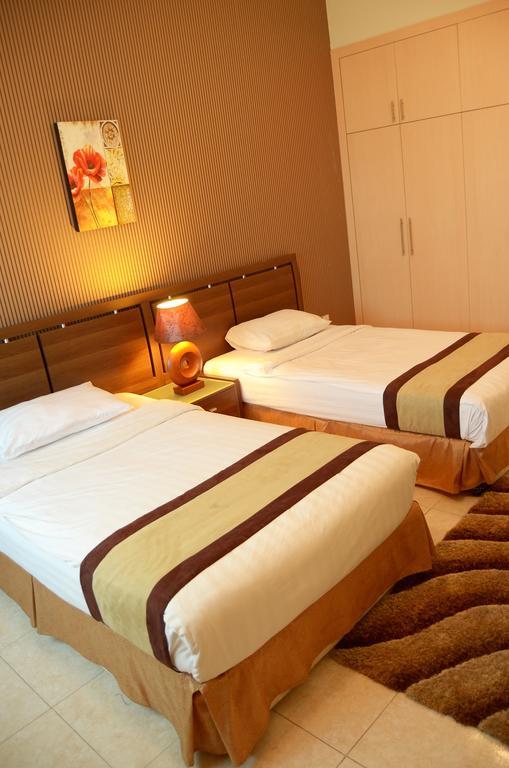 Arcadia Hotel Suites Sharjah Exteriör bild