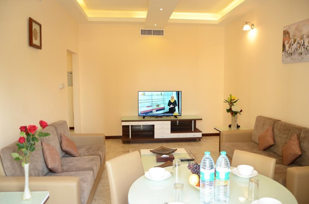 Arcadia Hotel Suites Sharjah Exteriör bild